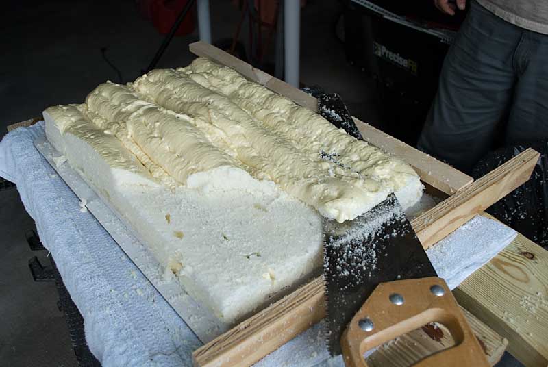 Cutting the foam to size
